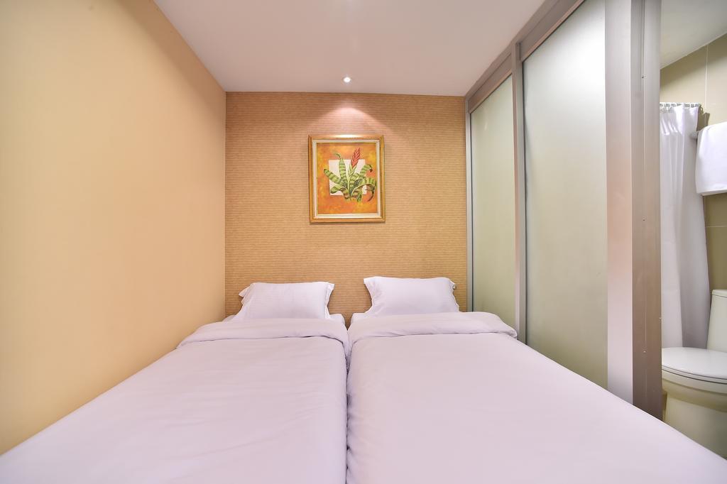 בנגקוק Take A Rest Hotel חדר תמונה